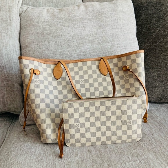 LV Neverfull MM 100%Authentic Includes: ♥️box wristlet and receipt! - Picture 14 of 15